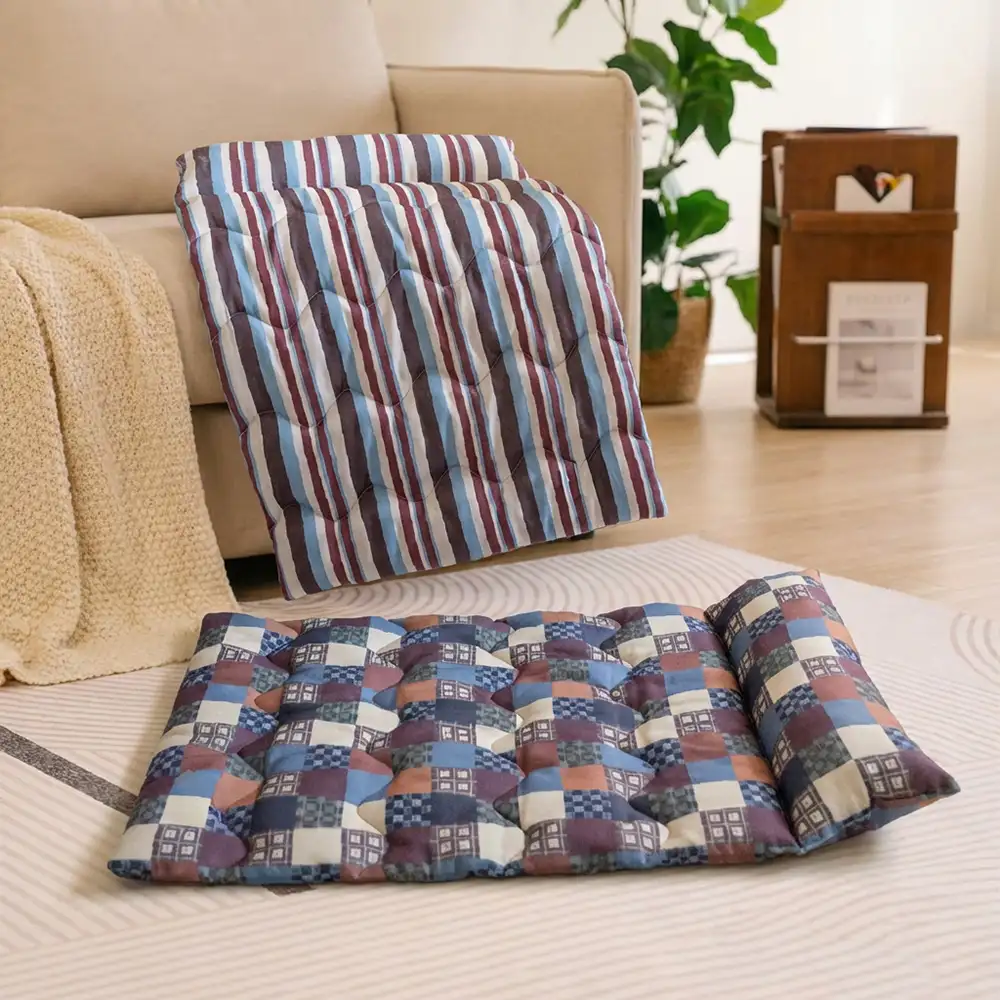 All-Season Breathable Double-Sided Neck Support Pillow Dog Bed - Image 4