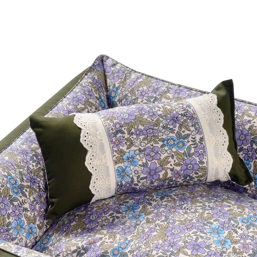 Floral Pattern Anti Static Washable All Season Dog Bed - Image 8