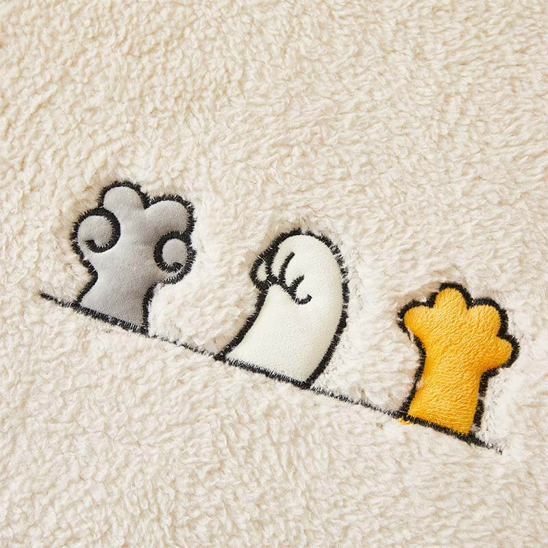 Lovely Cat's Paw Sherpa Fleece Anti-Slip Couch Cover - Image 5