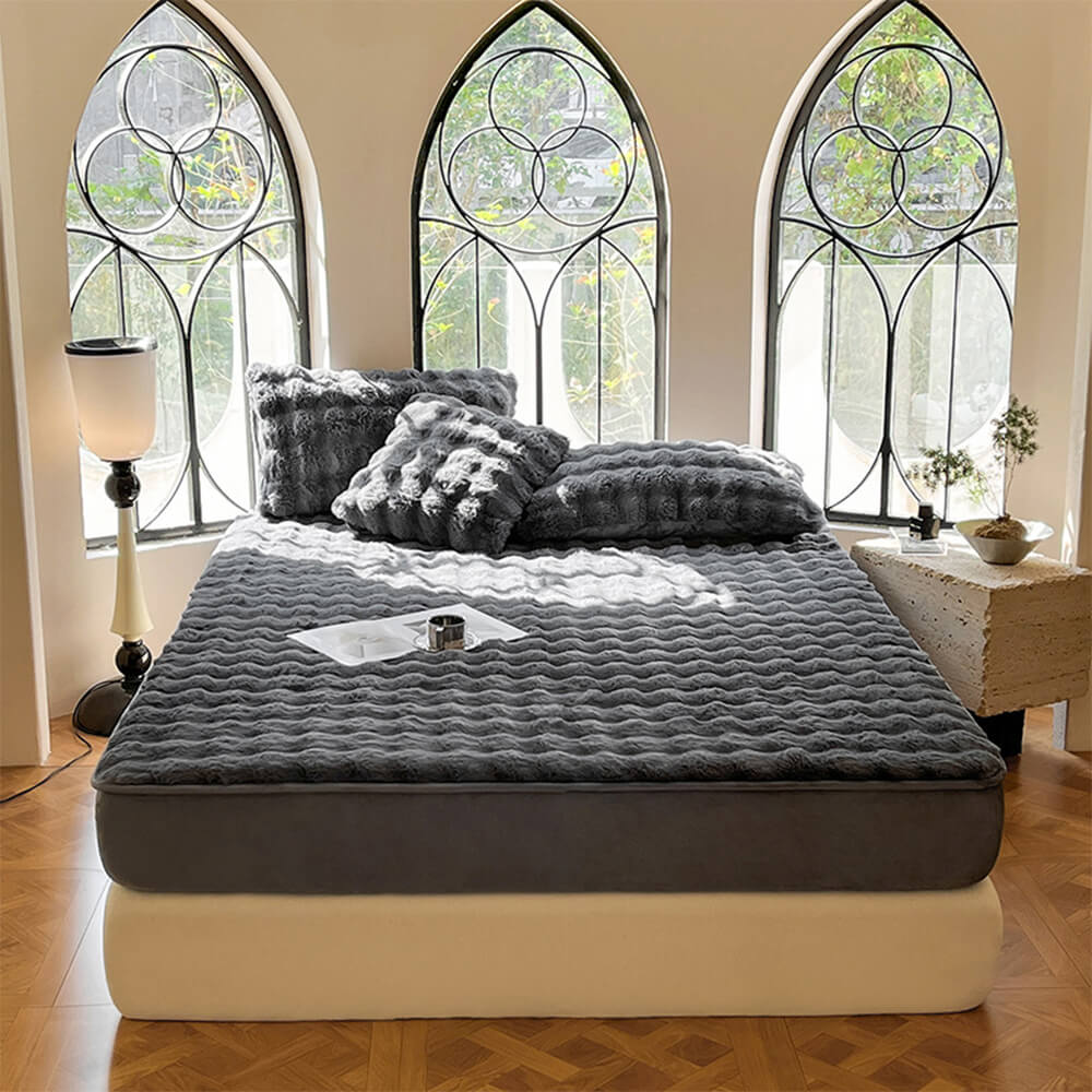 Plush Bubble Skin-Friendly Warm Fitted Sheet Mattress Cover - Image 10