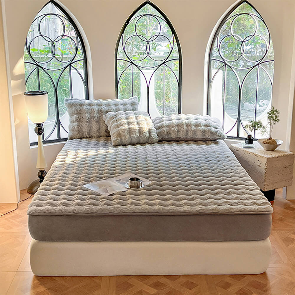 Plush Bubble Skin-Friendly Warm Fitted Sheet Mattress Cover - Image 12