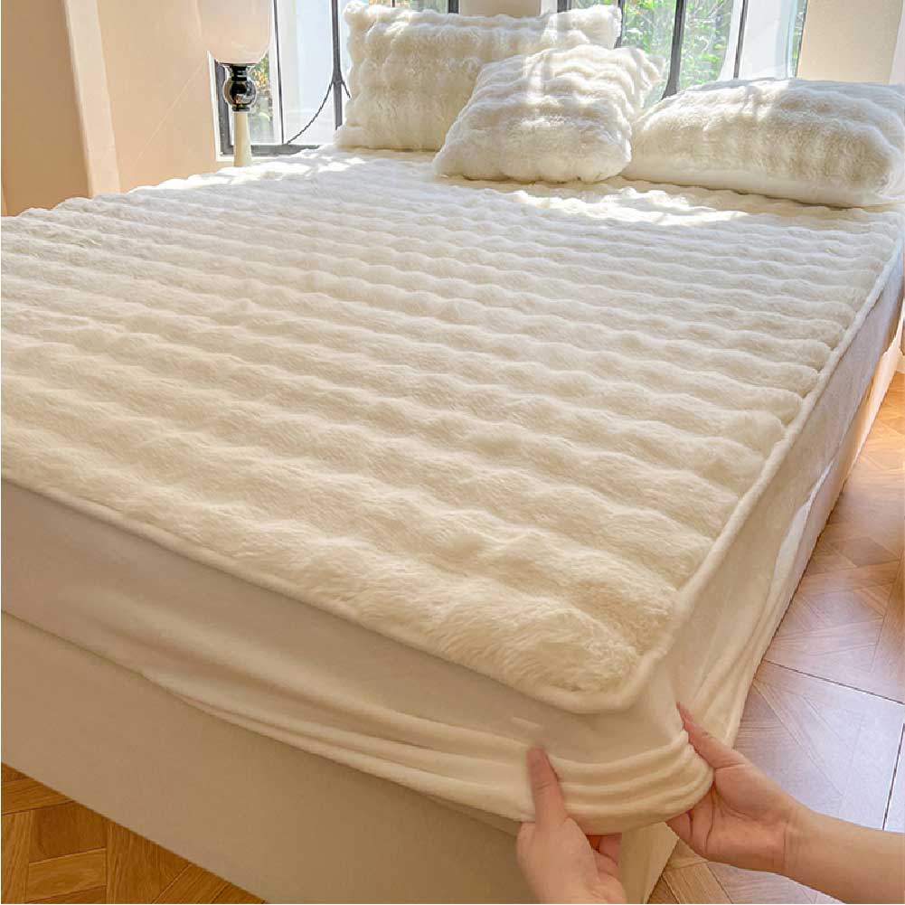 Plush Bubble Skin-Friendly Warm Fitted Sheet Mattress Cover - Image 16