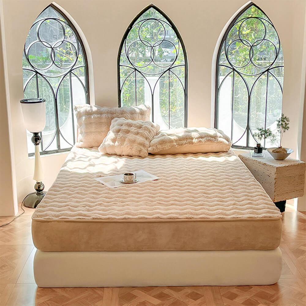 Plush Bubble Skin-Friendly Warm Fitted Sheet Mattress Cover - Image 5