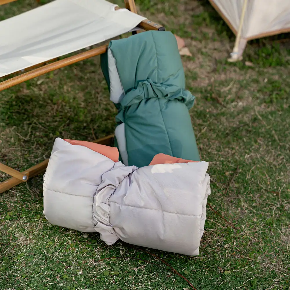 Portable Foldable Double-Sided Water-Repellent Dog Mat for Outdoor Travel & Camping - Image 9