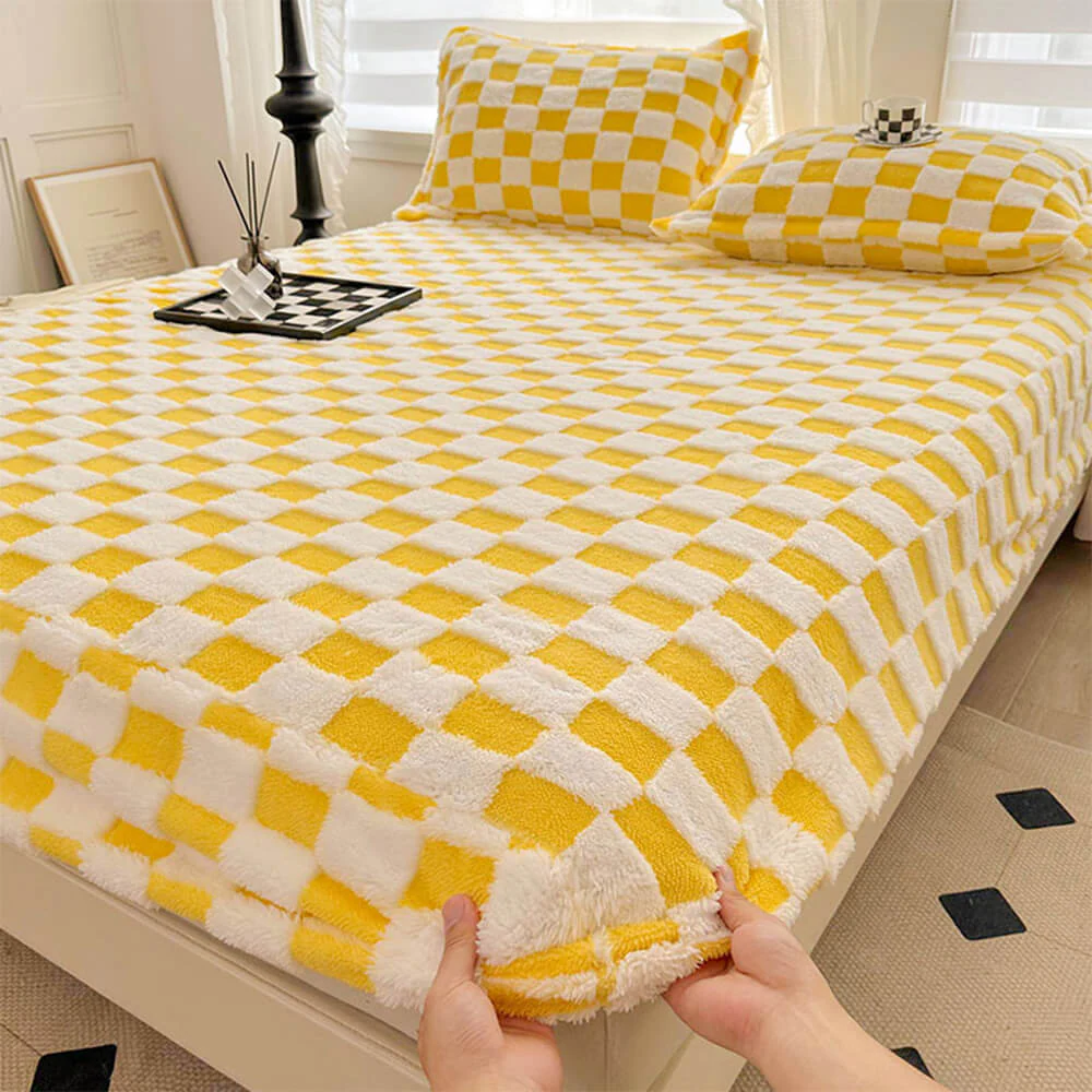 Premium Soft Checkerboard Plush Fitted Sheet Mattress Cover - Image 10