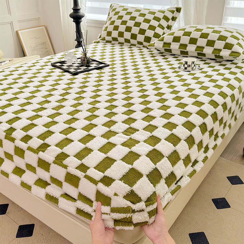 Premium Soft Checkerboard Plush Fitted Sheet Mattress Cover - Image 9